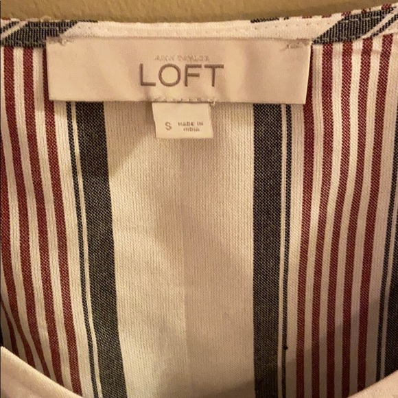 Loft lightweight blouse. - Picture 3 of 4